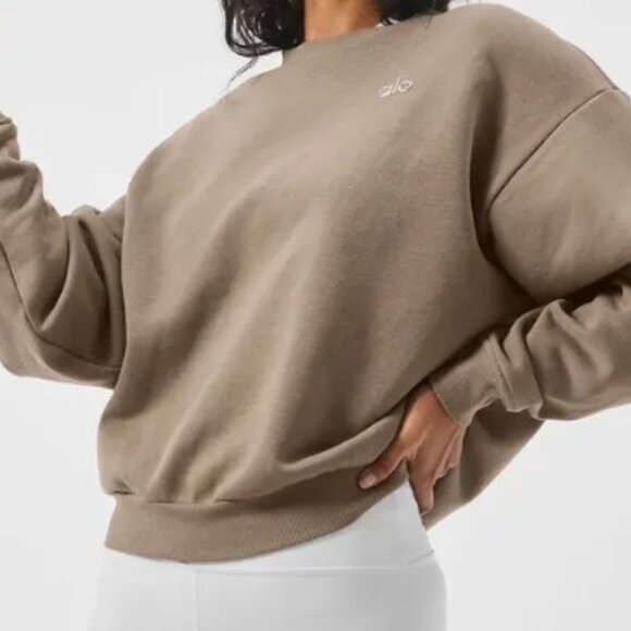 Alo crewneck STILL IN PACKAGE - Picture 1 of 1